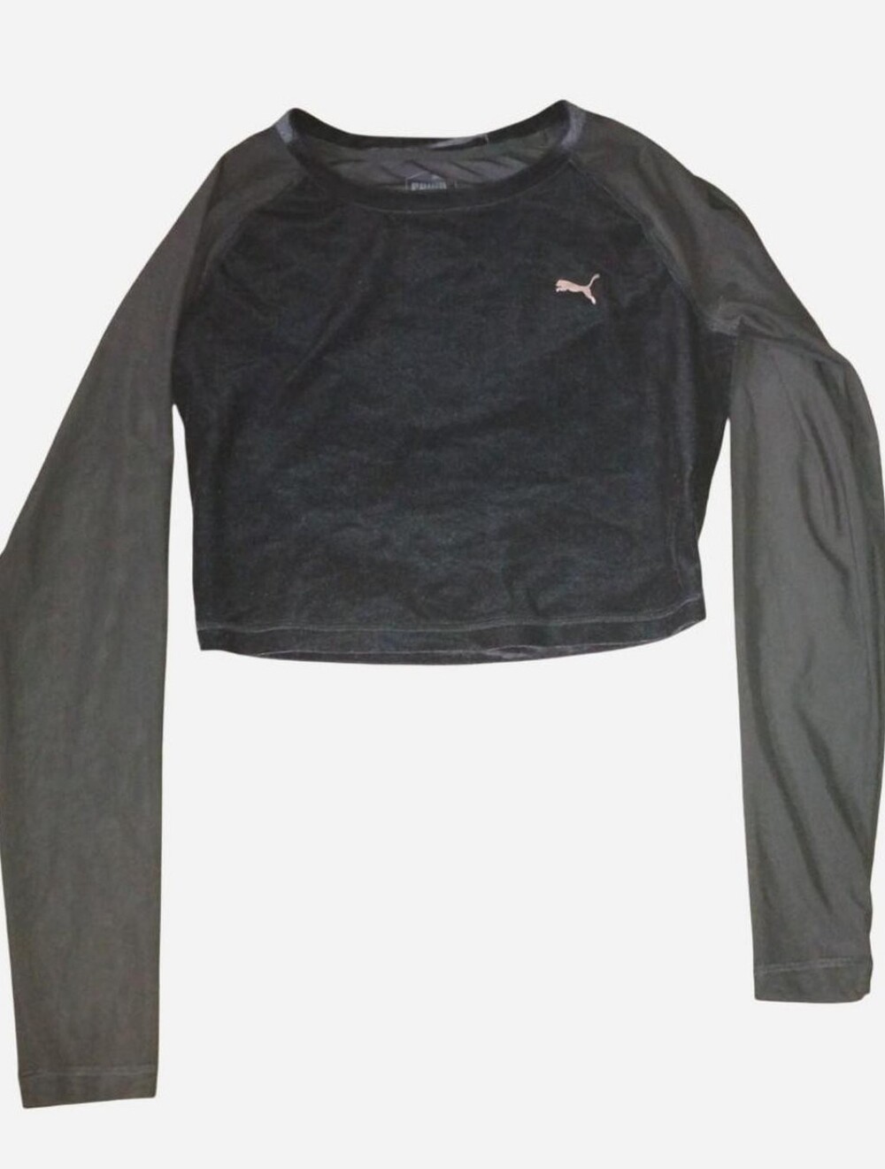 PUMA Women's Velvet Crop Top Long Sleeve Athletic Shirt Black_Size S